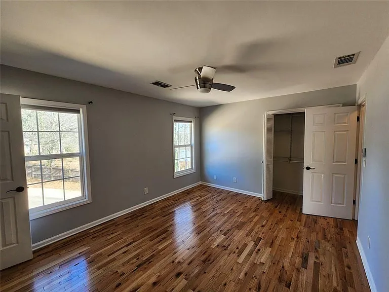 885 Melody Ln — Photo 37
