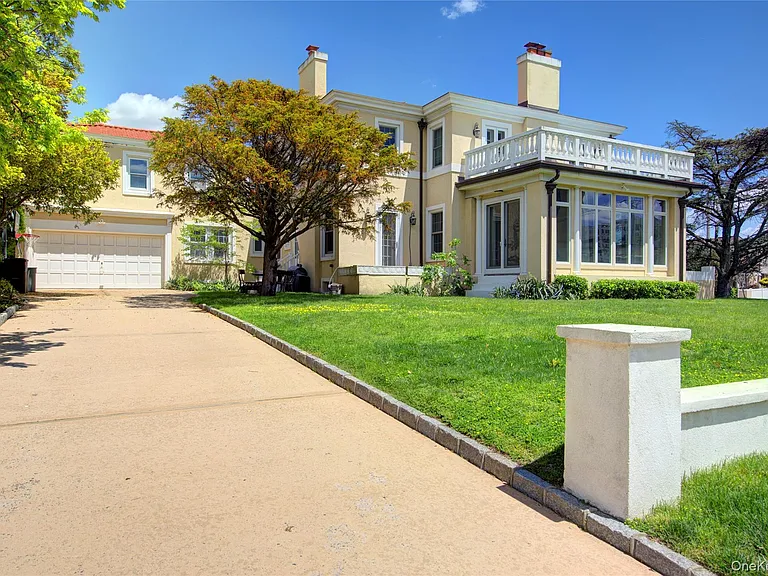 159 Magnolia Blvd — Photo 10
