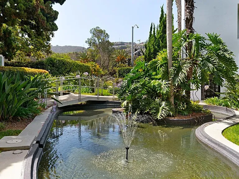 2368 Torrey Pines Rd #61 — Photo 9