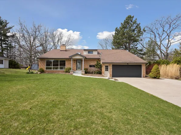 2061 Osceola Dr SE, Grand Rapids, MI 49506