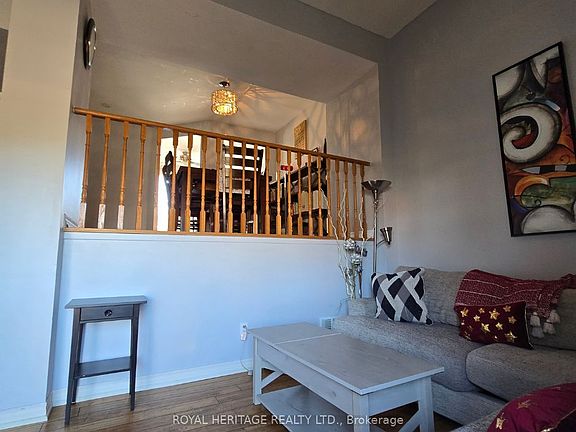 5th image of 1133 Ritson Rd N #92