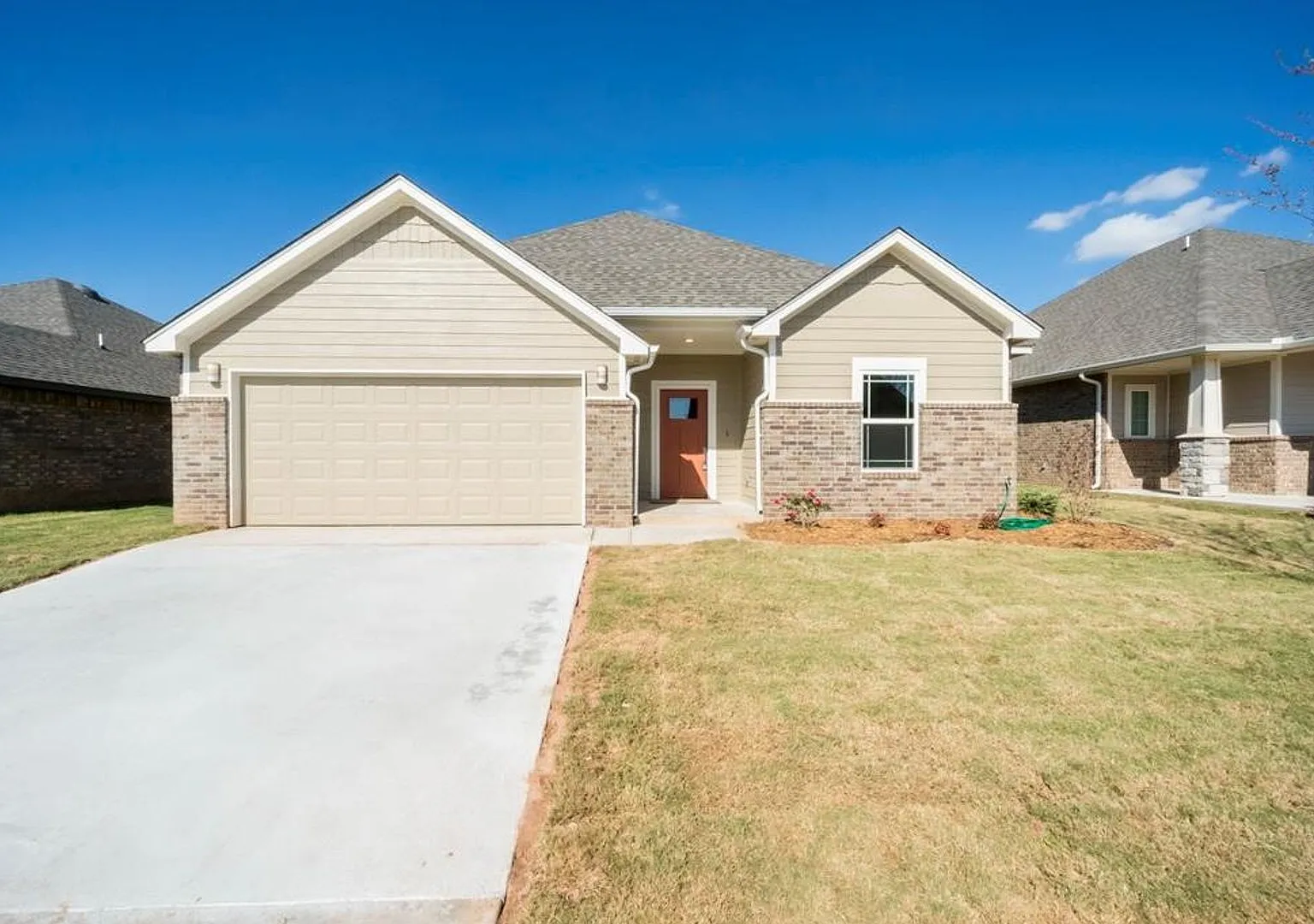 Beautiful 4 Bed Home In Deer Creek Schools — Photo 1