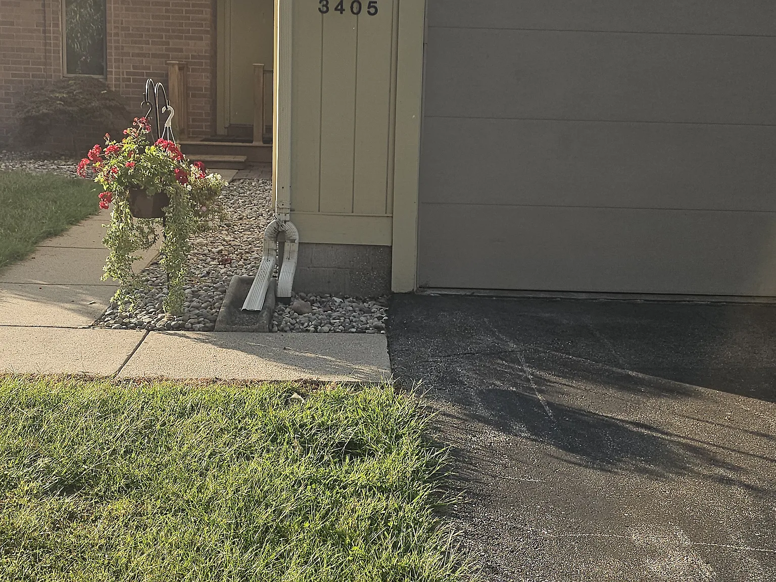 3 bed, 1750 sqft, $2,750 — Photo 1