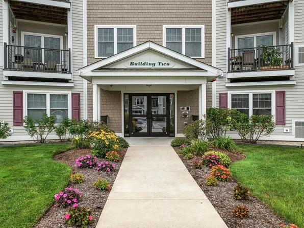 360 Andover St Unit 2101, Danvers, MA 01923