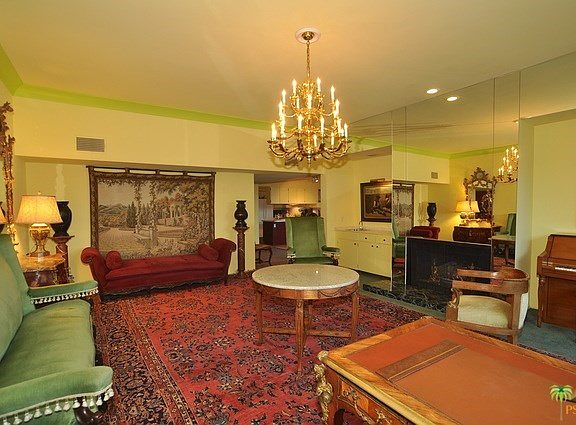 3rd image of 126 E La Verne Way