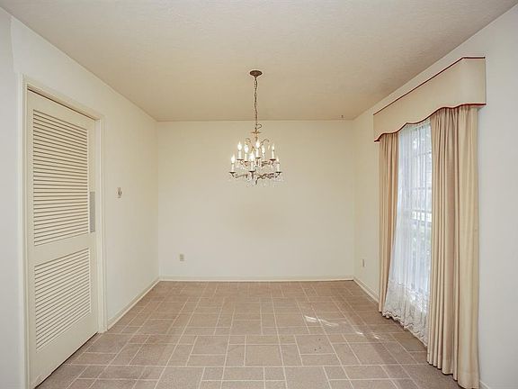 Formal dining room on the right as you enter front door