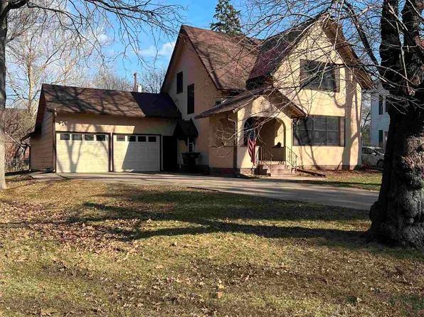 1260 N 37th St, Lincoln, NE 68503