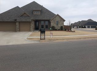 5701 Windstone Dr, Norman, OK 73072