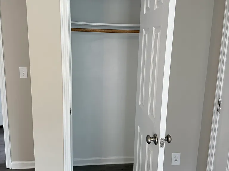 Coat closet