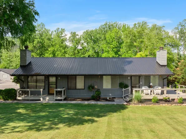 4304 Little Creek Way APT M, Cosby, TN 37722