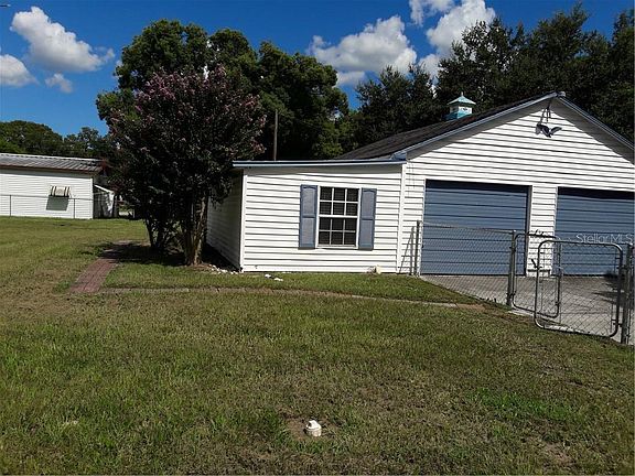 2nd image of 13012 Parkwood St