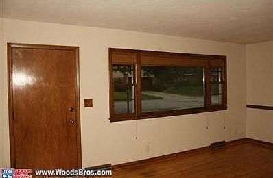 4th image of 2742 S 39th St