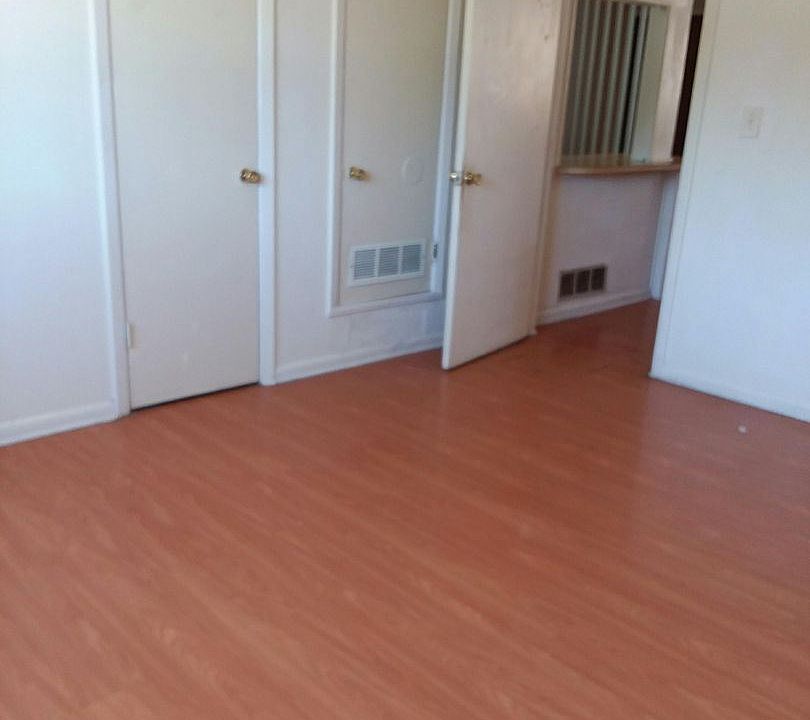 2nd image of 1501 SW 9th Ave #1