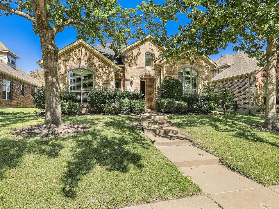1st image of 2816 Forest Manor Dr