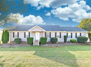 4939 Arnold Rd, Lexington, NC 27295