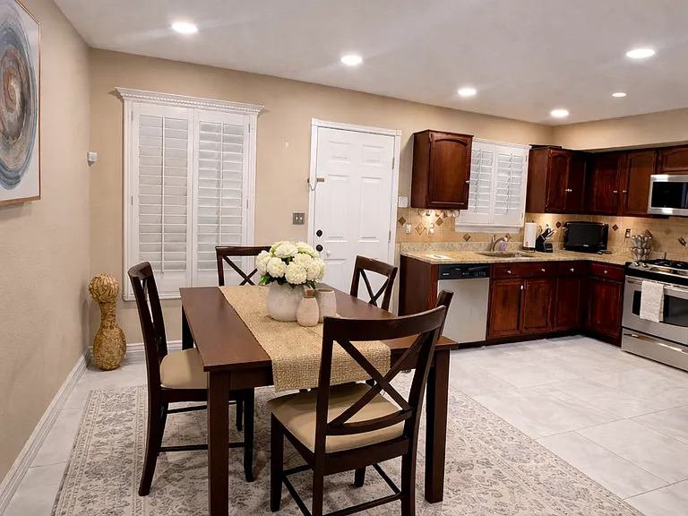 12148 Sun Bridge Pl — Photo 3