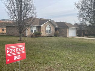 1828 N 21st St, Ozark, MO 65721