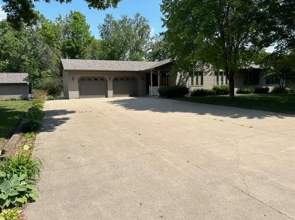 409 Ortloff Trl NW, Watertown, MN 55388