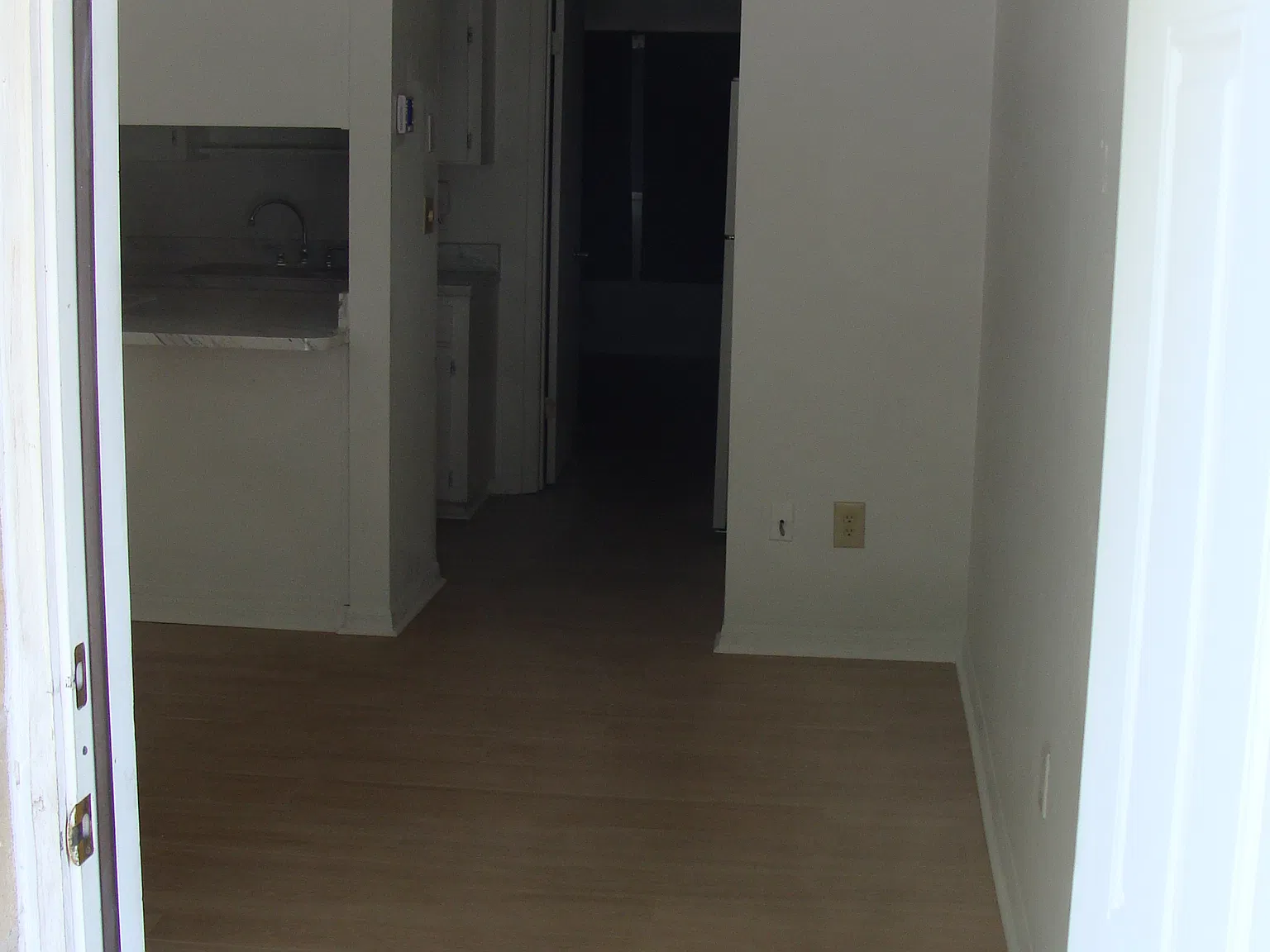 1 bed, 550 sqft, $1,150 — Photo 2