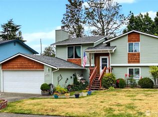 3200 SE 20th Ct, Renton, WA 98058