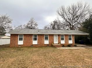 209 Cecil Ave, Spring Lake, NC 28390