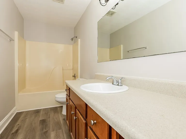 430 Allens Landing Ct — Photo 16