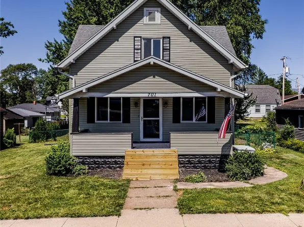 701 Hall Ave, Lowden, IA 52255