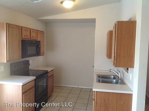 2nd image of 15501 Camellia Rd