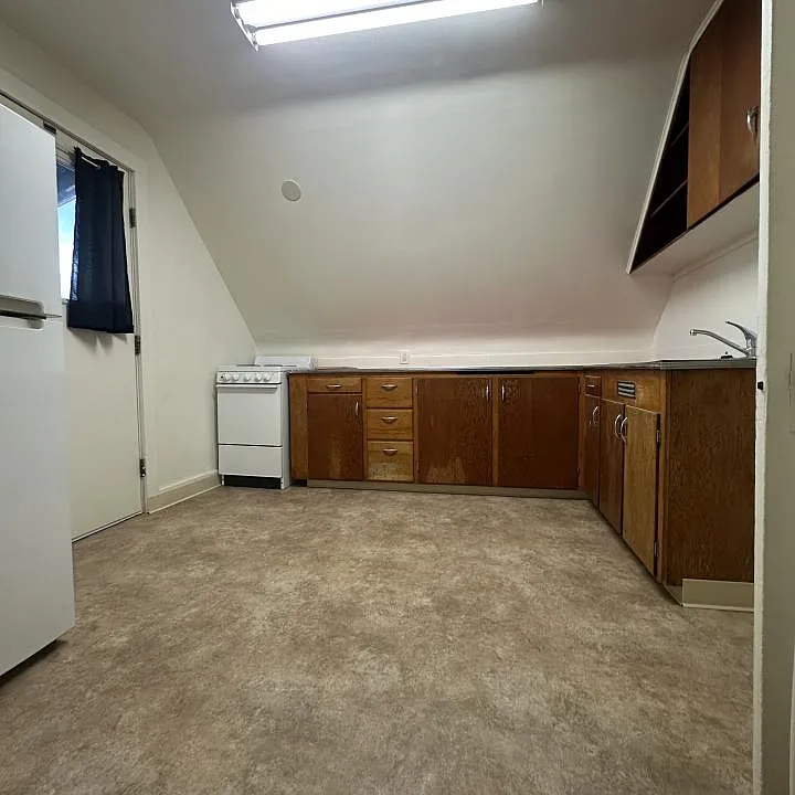 108 N 23rd St #2