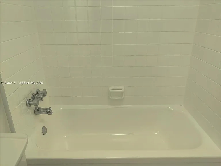 5970 NE 18th Ave #709 — Photo 11