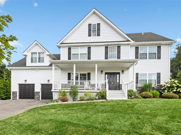 9 Point Place, Chappaqua, NY 10514