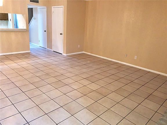 5th image of 5002 Meandering Ln APT B