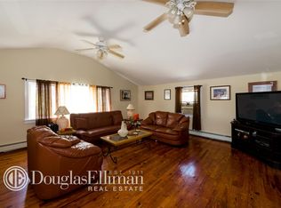 66 Warick Rd, Island Park, NY 11558