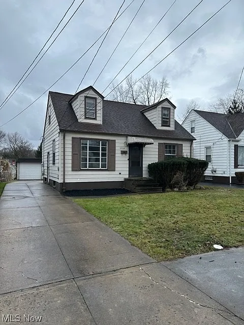 16104 Corkhill Rd photo 1