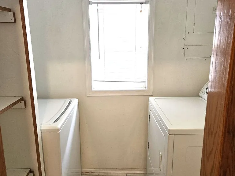 703 Barclay Hills Dr — Photo 20