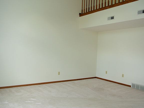 3rd image of 5392 Pebble Creek Ln #11