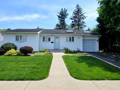 7 Manetto Drive, Plainview, NY, 11803