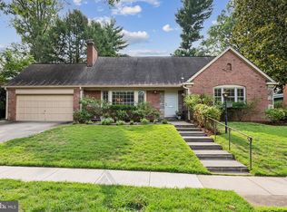 5910 Overlea Rd, Bethesda, MD 20816