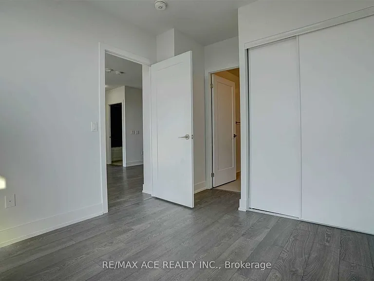 2550 Simcoe St N #218 — Photo 21
