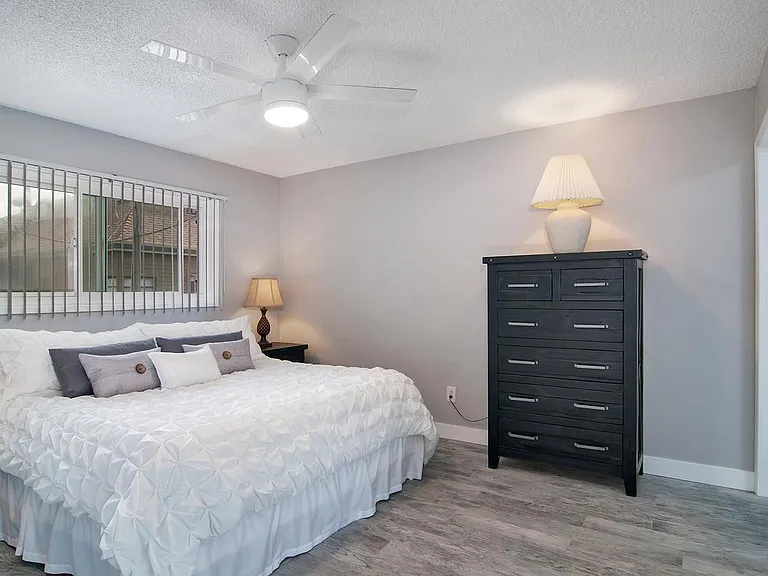 735 Balboa Ct — Photo 10