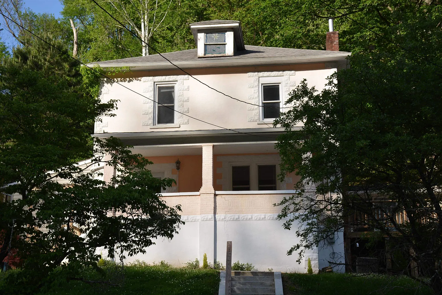 235 Cottage Ave photo 1