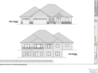 612 S Red Spruce Cir, Sioux Falls, SD 57110