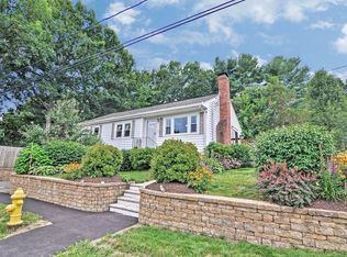 91 Ashcroft St, Dedham, MA 02026