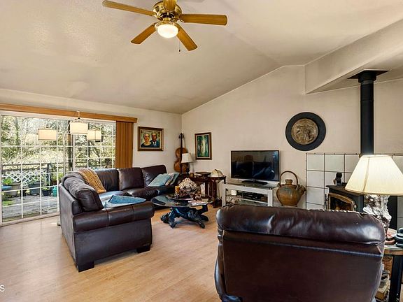 4th image of 18070 Ocean Dr