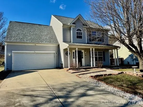 1946 9th Street Pl SE, Hickory, NC 28602
