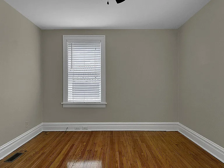 (801) 7009 Amherst Ave — Photo 12