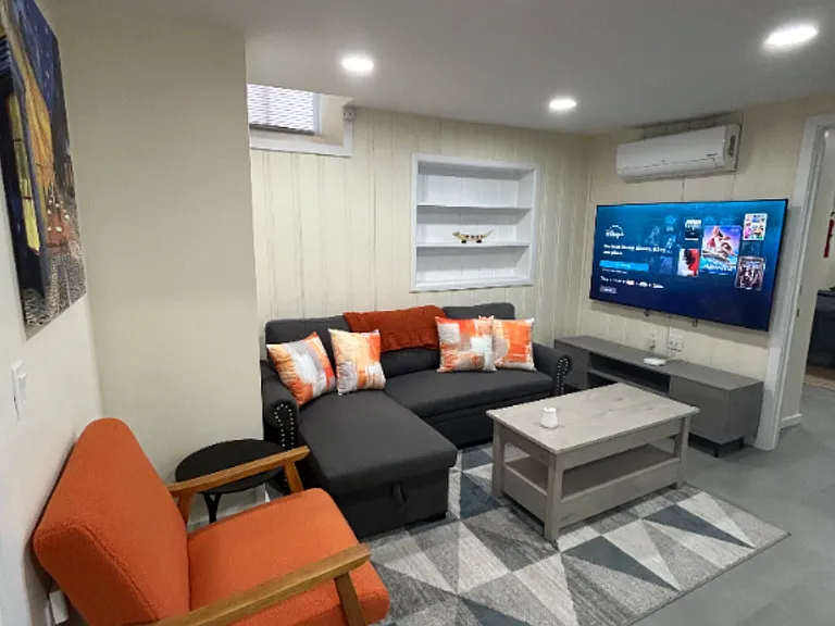 2809 Farragut Rd #2809 — Photo 1