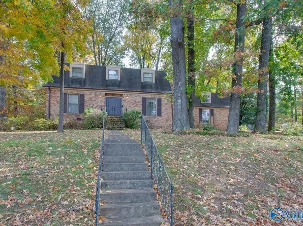 4033 Lucerne Dr SE, Huntsville, AL 35802