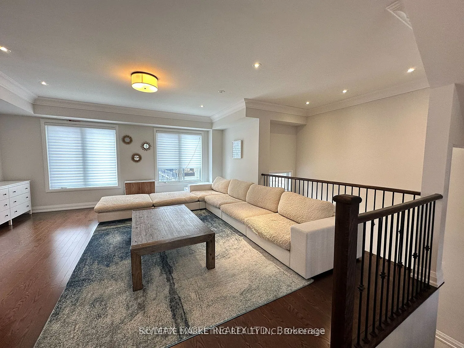 3 bed, $4,200 — Photo 2