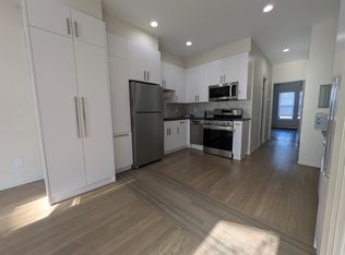 387 14th St #3F, Brooklyn, NY 11215